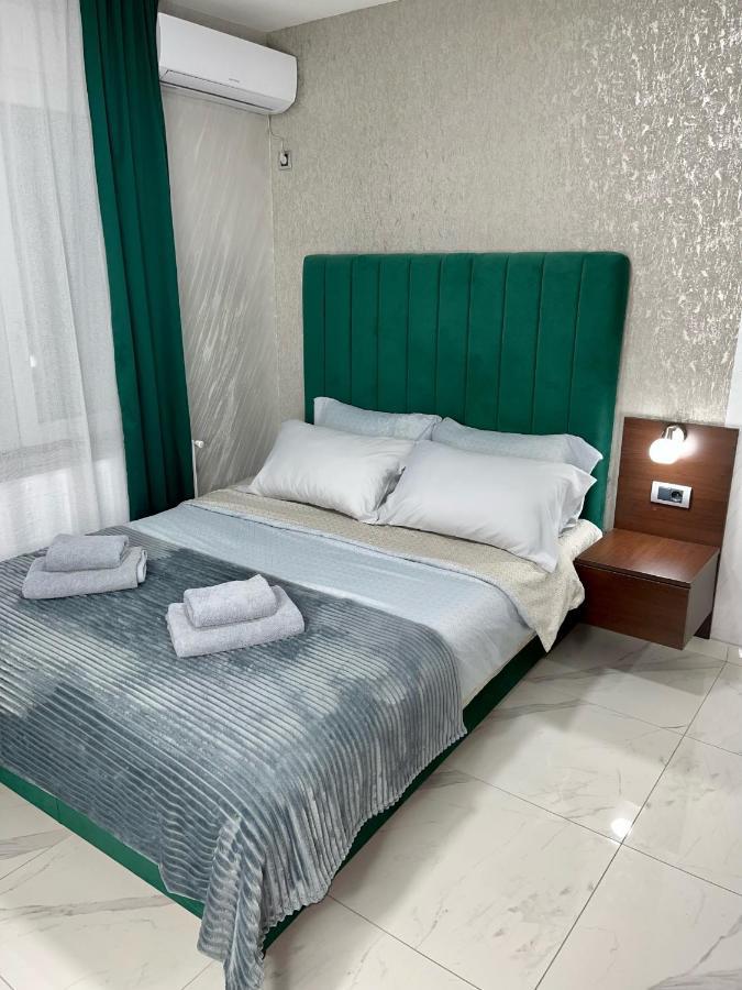 ג'אגודינה Pink House Apartments מראה חיצוני תמונה